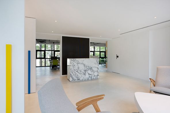 簡(jiǎn)約現(xiàn)代辦公室裝修設(shè)計(jì)案例